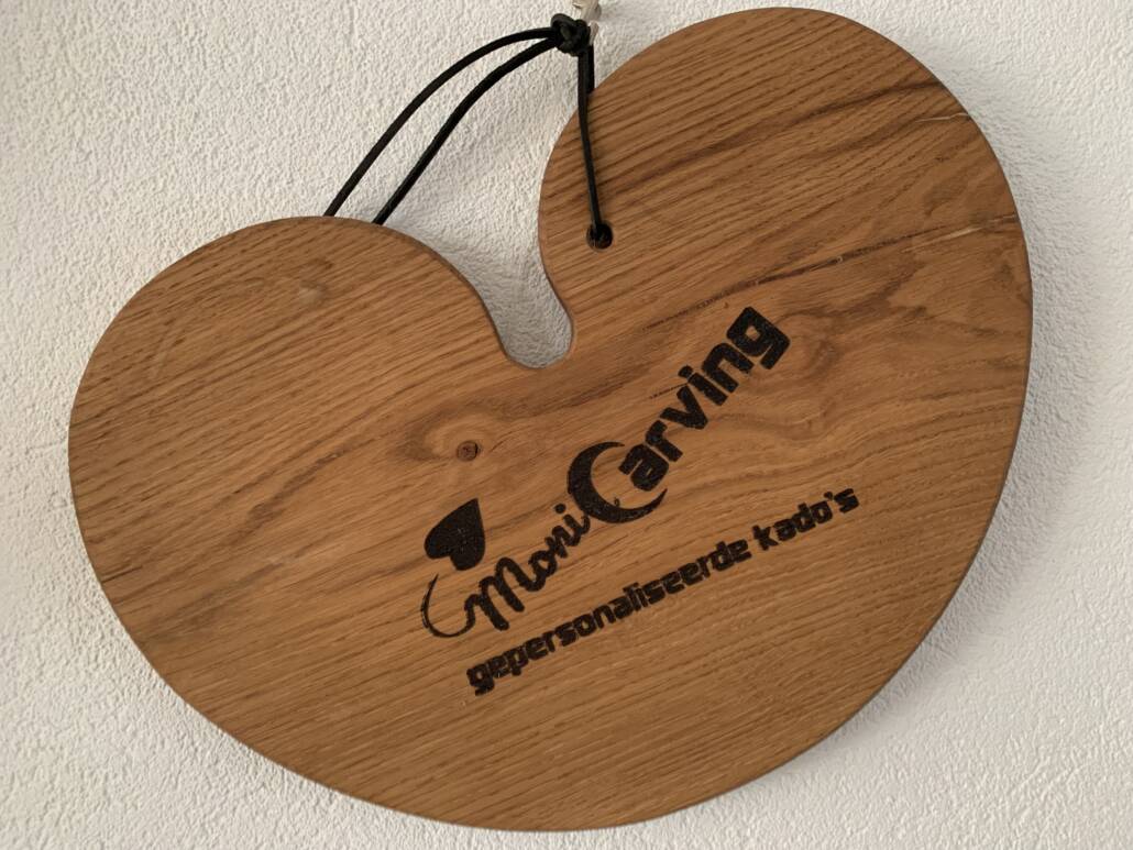Snijplank Pompeblêd met logo